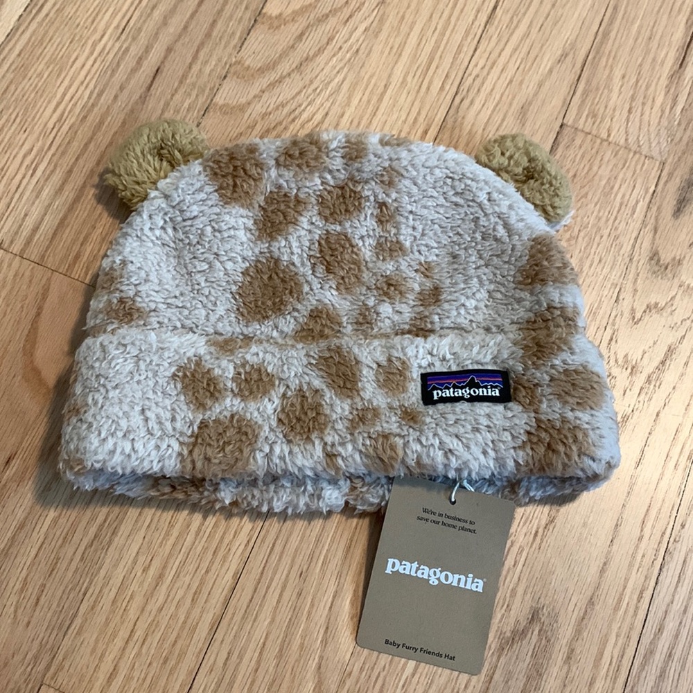 Patagonia winter hat 12-24 months